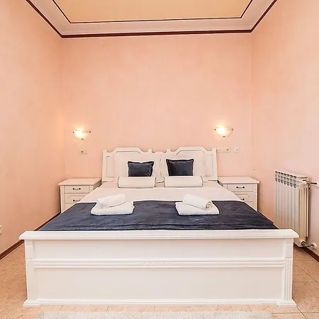 Rose Rovinj